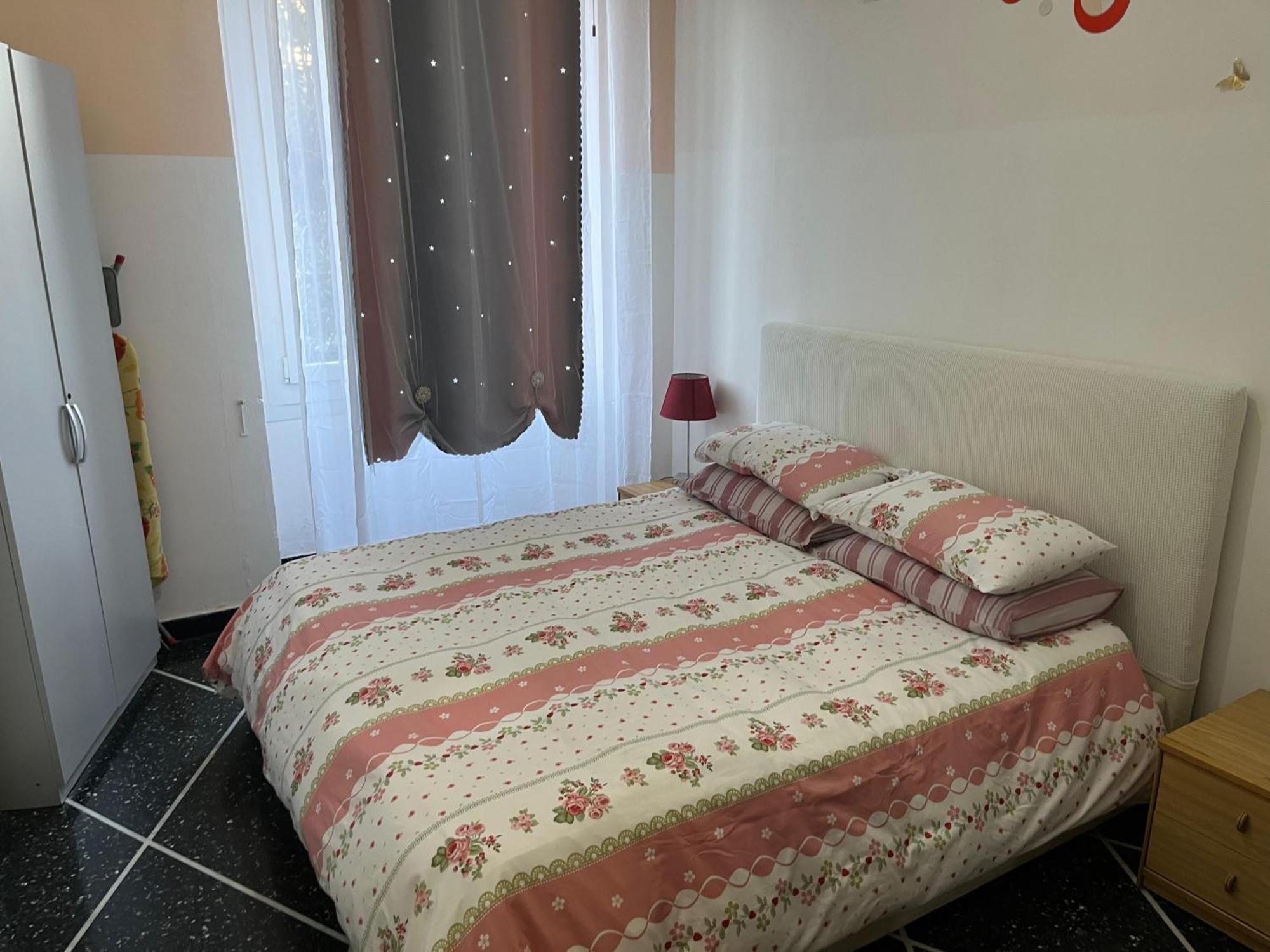 Appartamento Invrea Генуя Экстерьер фото