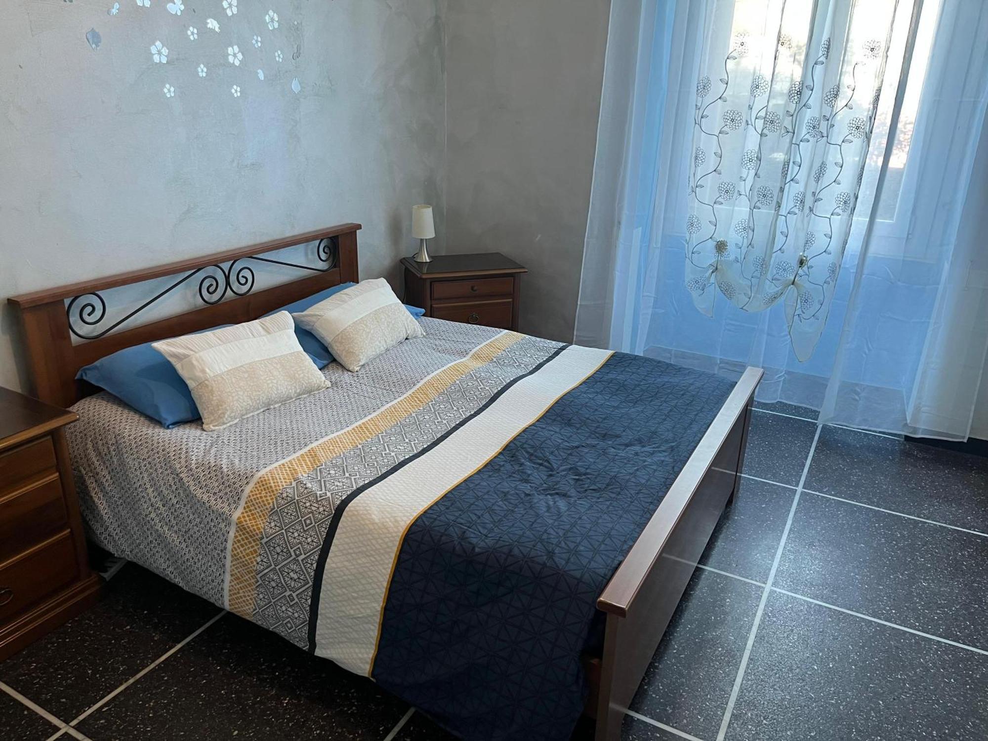 Appartamento Invrea Генуя Экстерьер фото